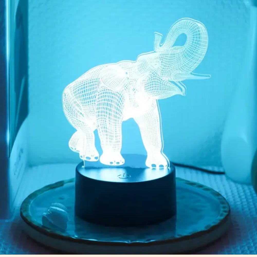 NEW IN BOX 🐘 USB POWERED 7-COLOR 3D ELEPHANT DESKTOP NIGHTSTAND NIGHTLIGHT LAMP - Picture 4 of 9